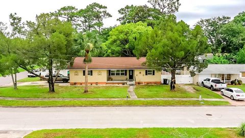 A home in APOPKA