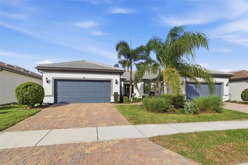 Photo of 13852 Vadini Street, Venice, FL 34293 (MLS # N6141769)