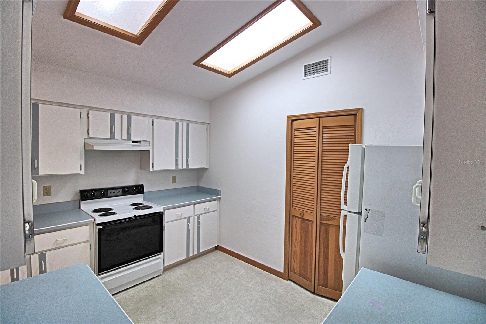 1167 PEACHTREE ROAD