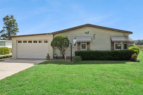 Photo of 25038 Clifford Hill, Leesburg, FL 34748 (MLS # G5118597)