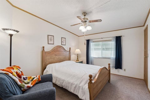 Tiny photo for 25038 Clifford Hill, Leesburg, FL 34748 (MLS # G5118597)