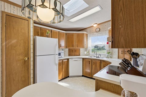 Tiny photo for 25038 Clifford Hill, Leesburg, FL 34748 (MLS # G5118597)