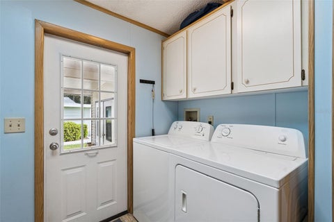 Tiny photo for 25038 Clifford Hill, Leesburg, FL 34748 (MLS # G5118597)