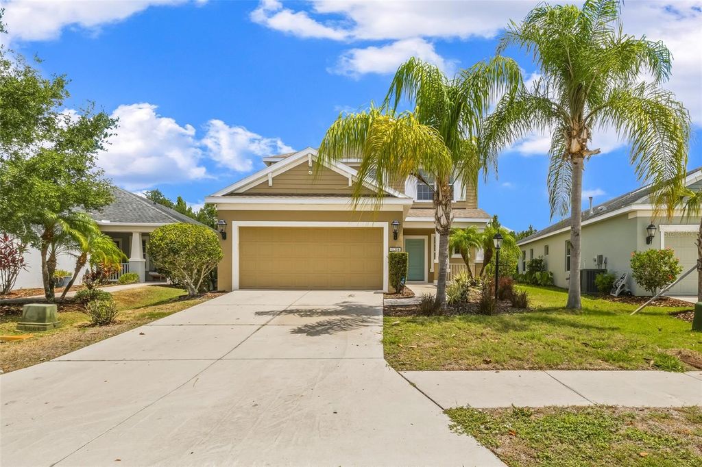 Photo of 12224 Longview Lake Circle, Bradenton, FL 34211 (MLS # A4694772)