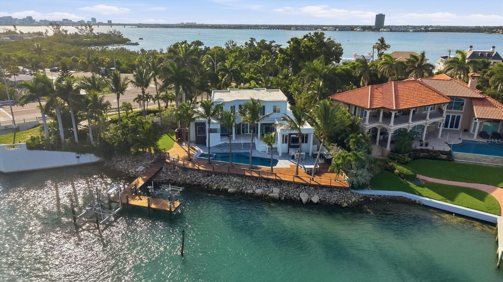 1475 JOHN RINGLING PARKWAY