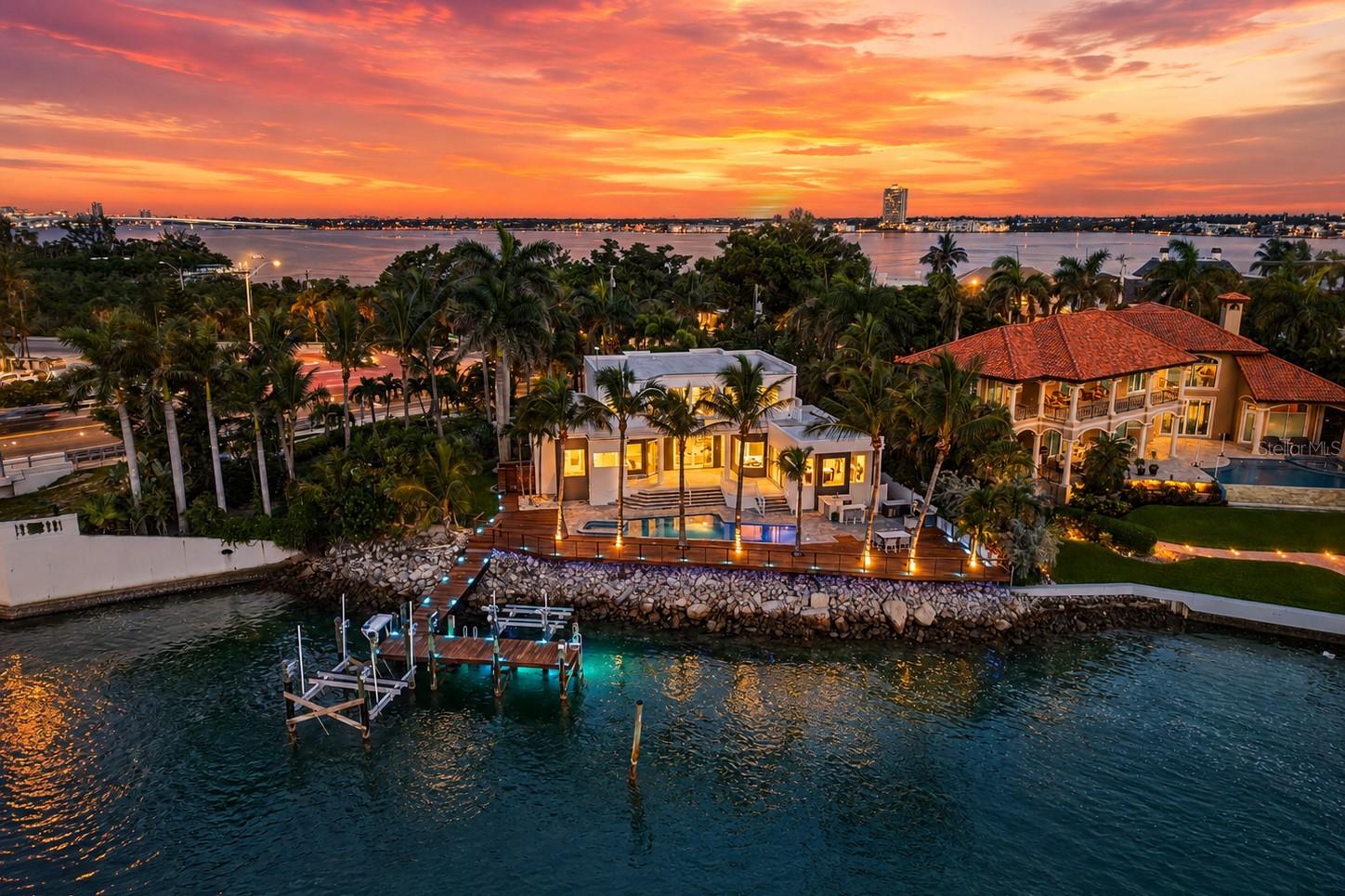 1475 JOHN RINGLING PARKWAY