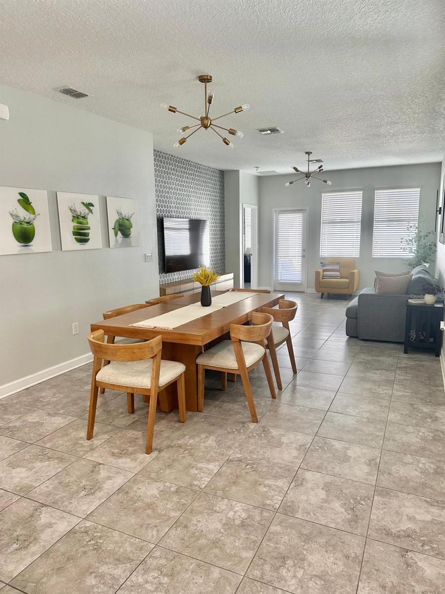 STOREY LAKE - Residential