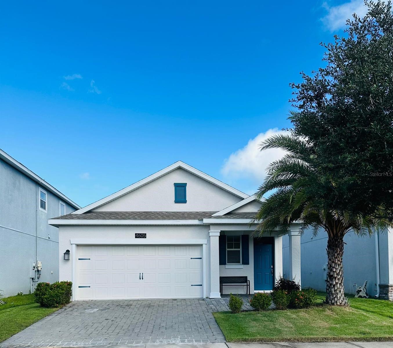 STOREY LAKE - Residential