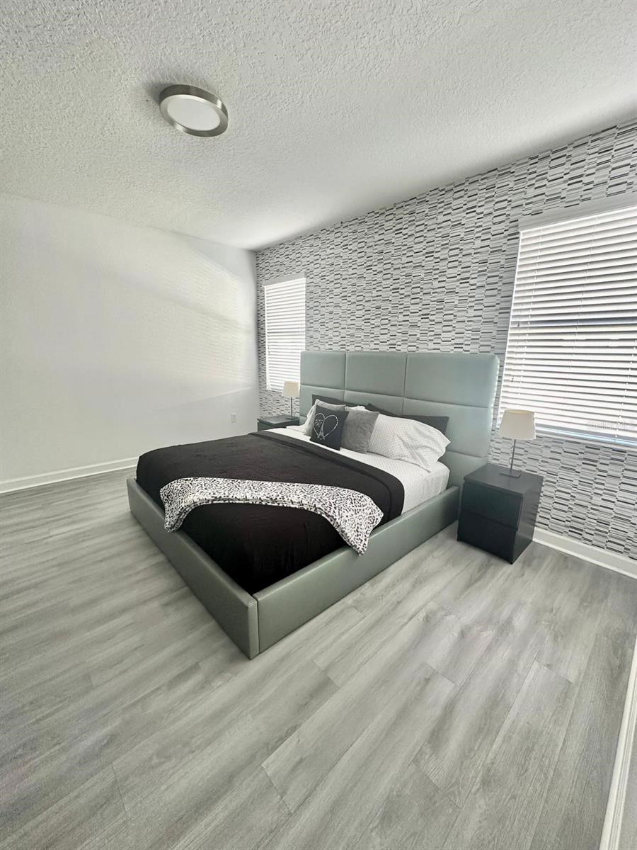 STOREY LAKE - Residential