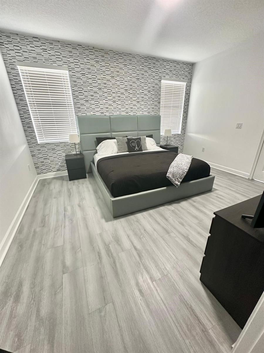 STOREY LAKE - Residential