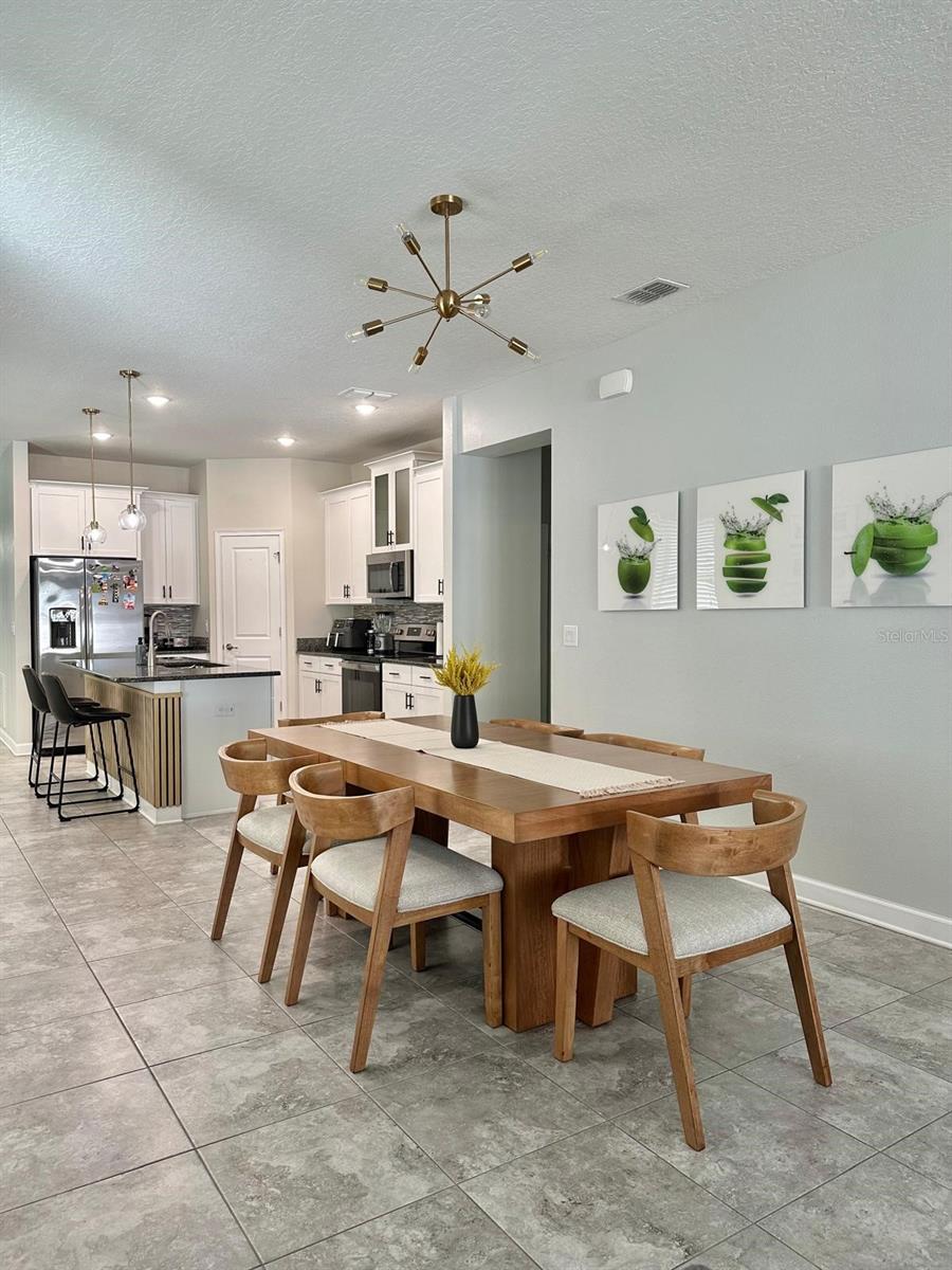 STOREY LAKE - Residential