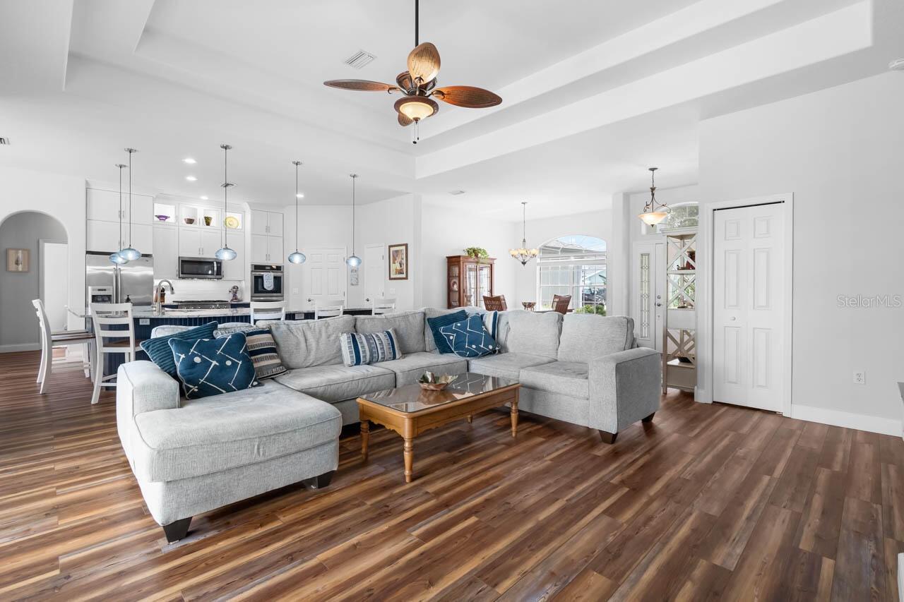 LA PALOMA VILLAGE UNIT 2 PH - Residential