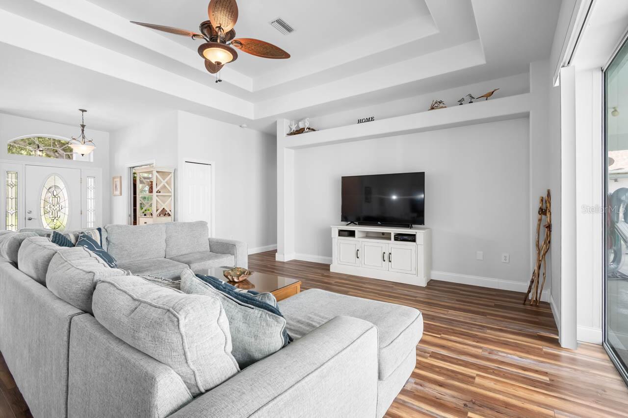 LA PALOMA VILLAGE UNIT 2 PH - Residential