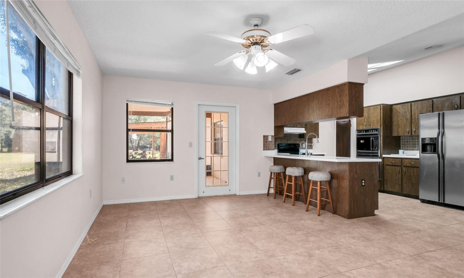 BEAR CREEK ESTATES - Residential Lease