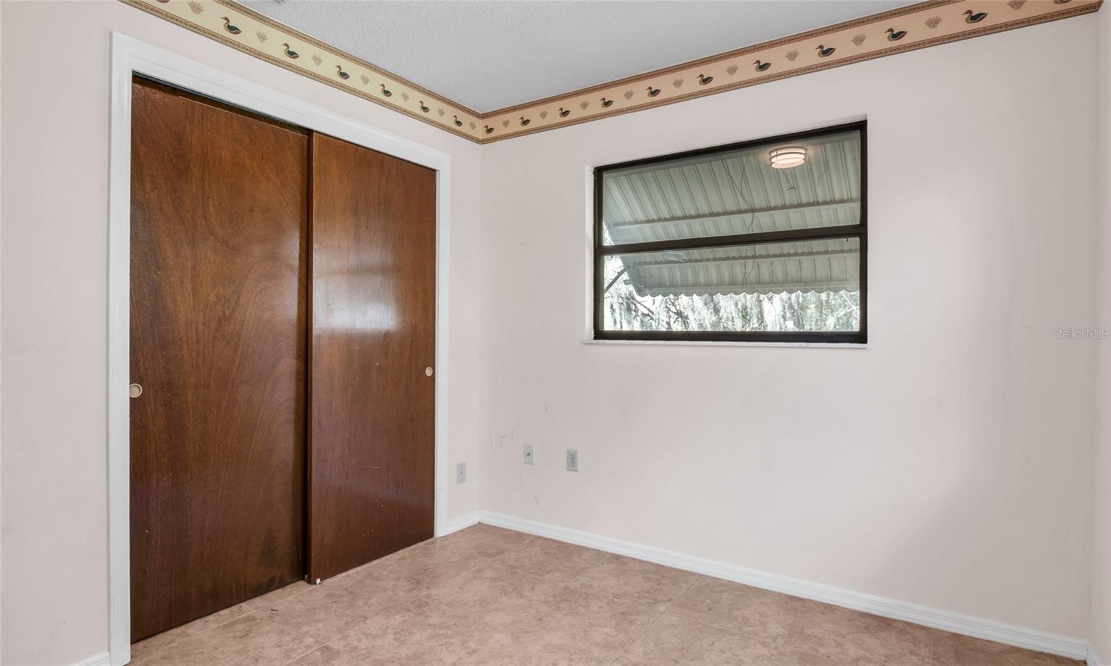 BEAR CREEK ESTATES - Residential Lease