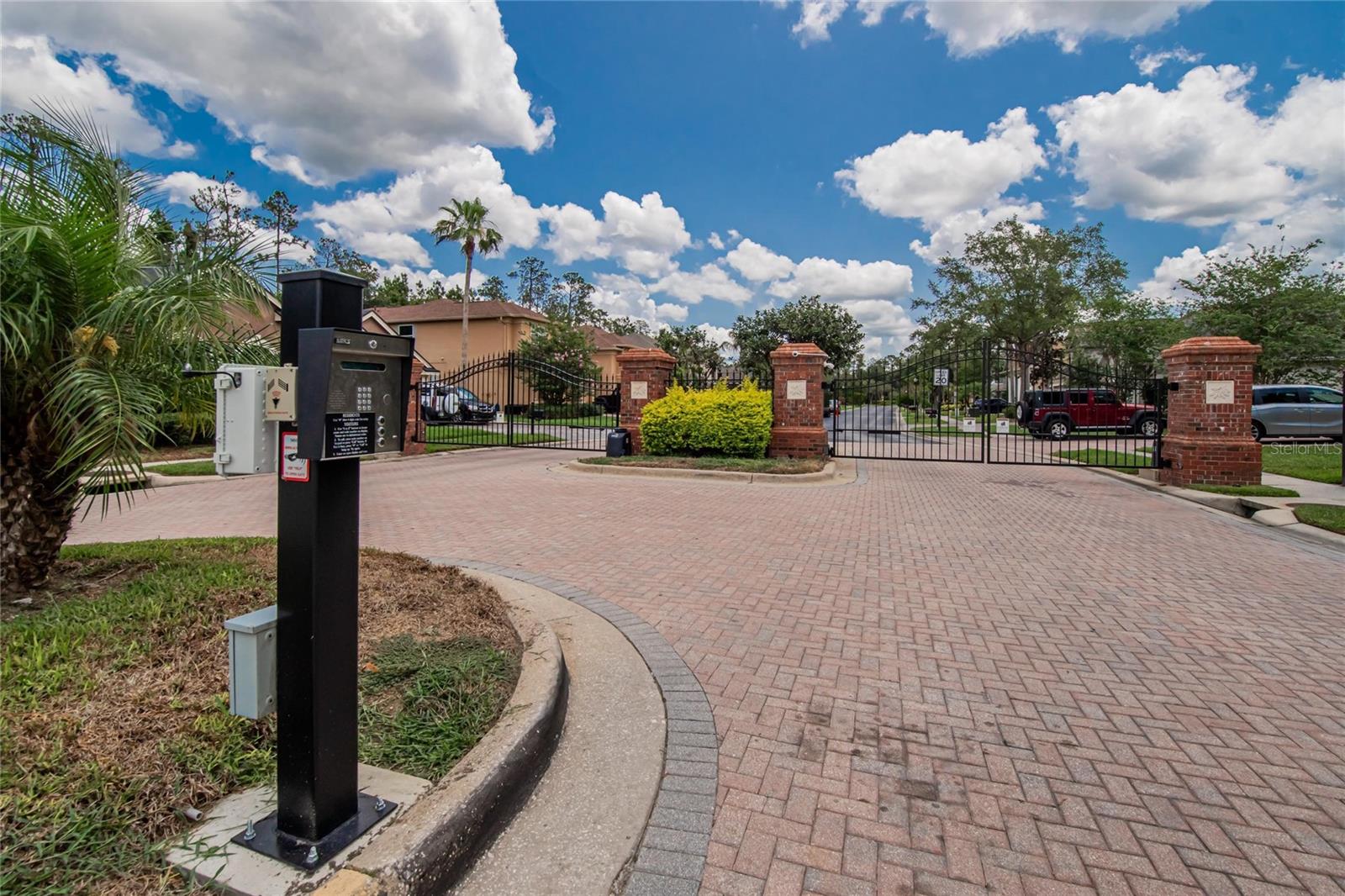 SEVEN OAKS PARCELS S-13A & S-13B - Residential