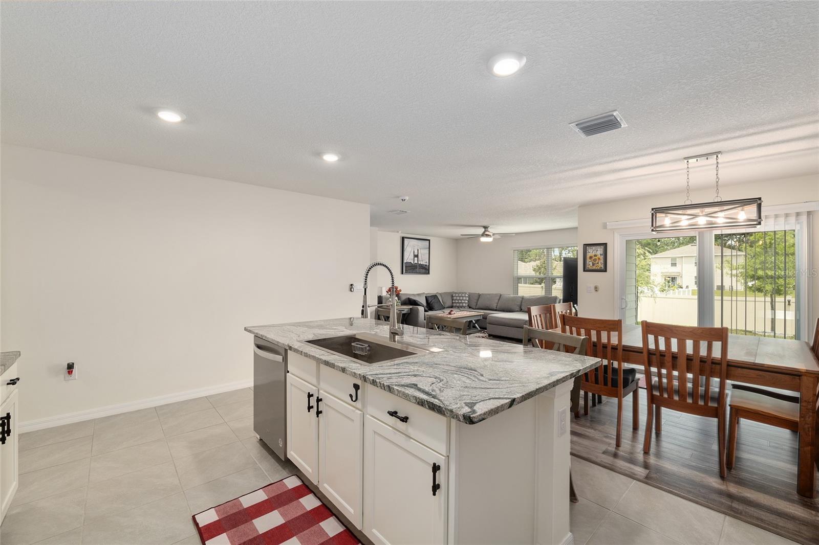 BRIARWOOD - Residential