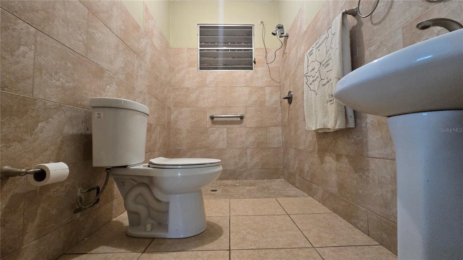 URBANIZACIÓN VISTA ALEGRE - Residential