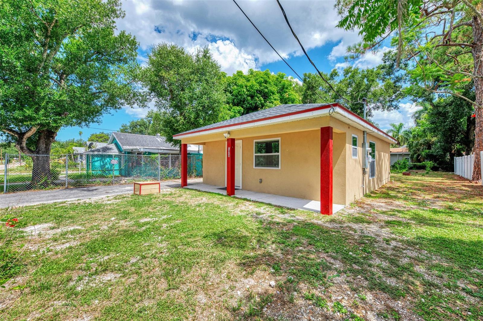 1420 19TH AVENUE W
