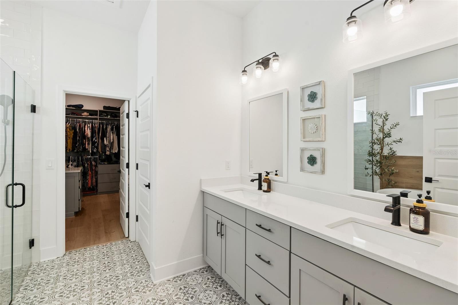 WINDING BAY PH 3 - Residential