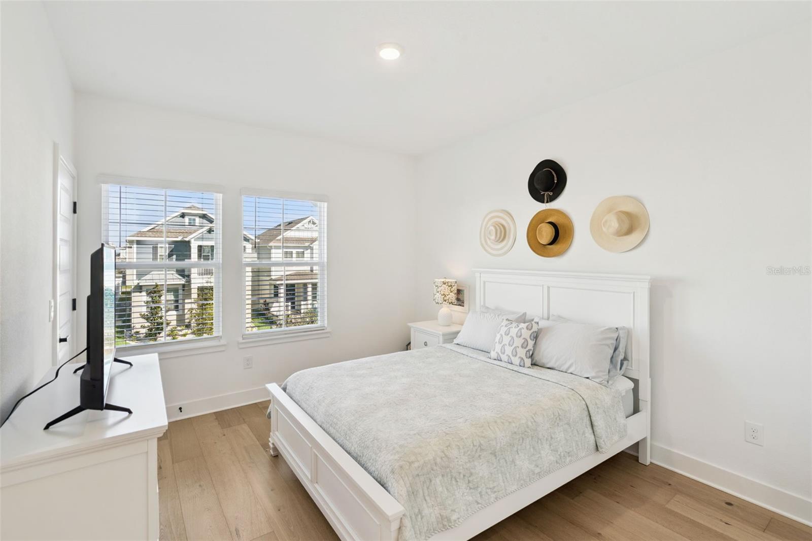 WINDING BAY PH 3 - Residential