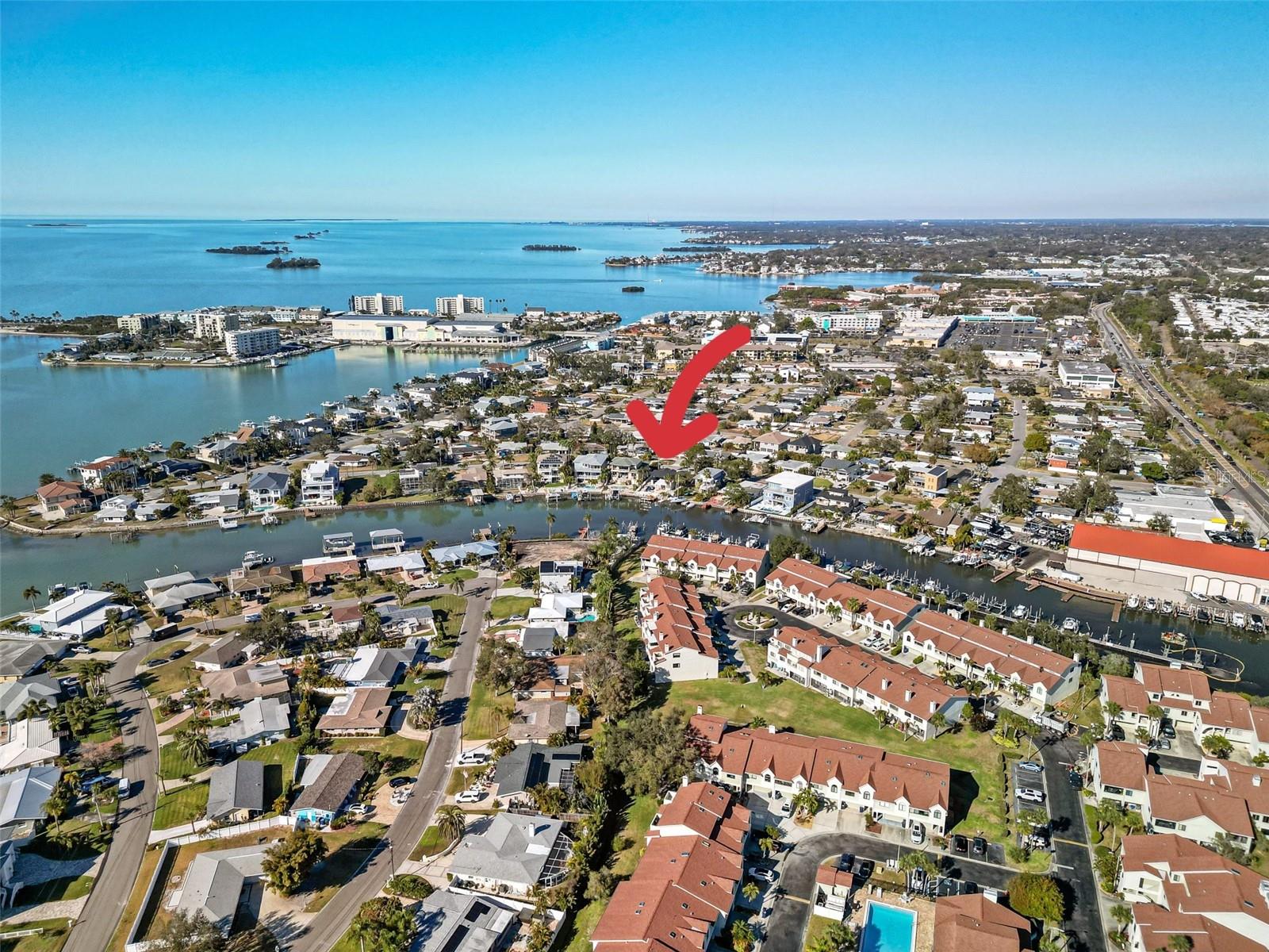 BAYWOOD SHORES - Residential