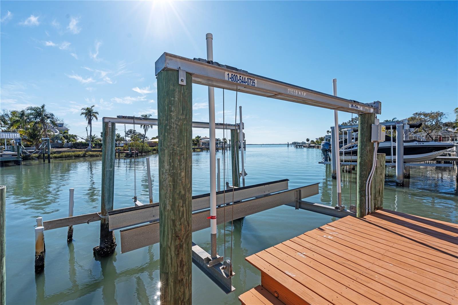 BAYWOOD SHORES - Residential