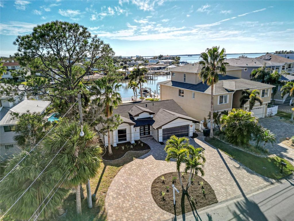 Photo of 567 Baywood Drive S, Dunedin, FL 34698 (MLS # TB8472730)