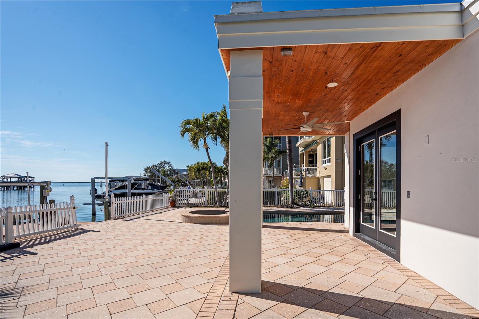 BAYWOOD SHORES - Residential