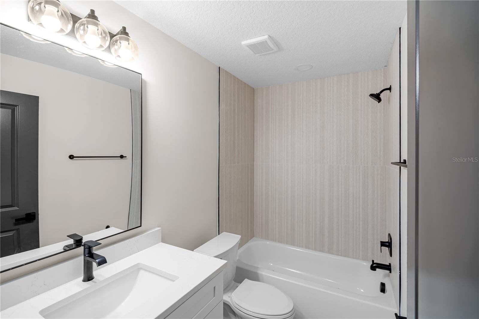 BAYWOOD SHORES - Residential