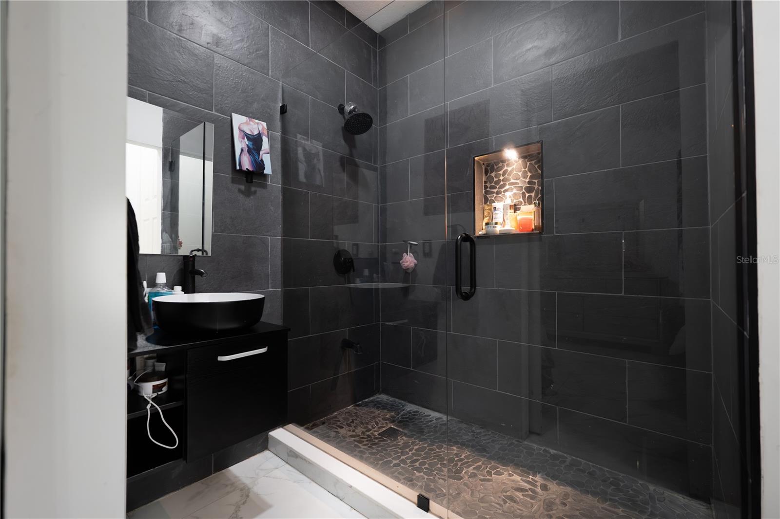 ENCLAVE/TAPESTRY PH 1 - Residential