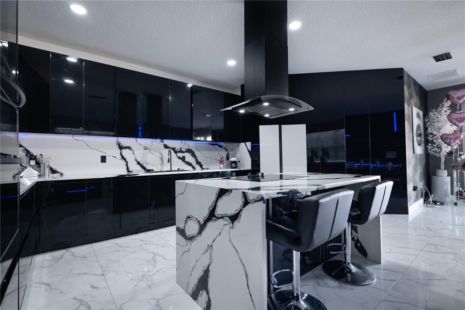 ENCLAVE/TAPESTRY PH 1 - Residential