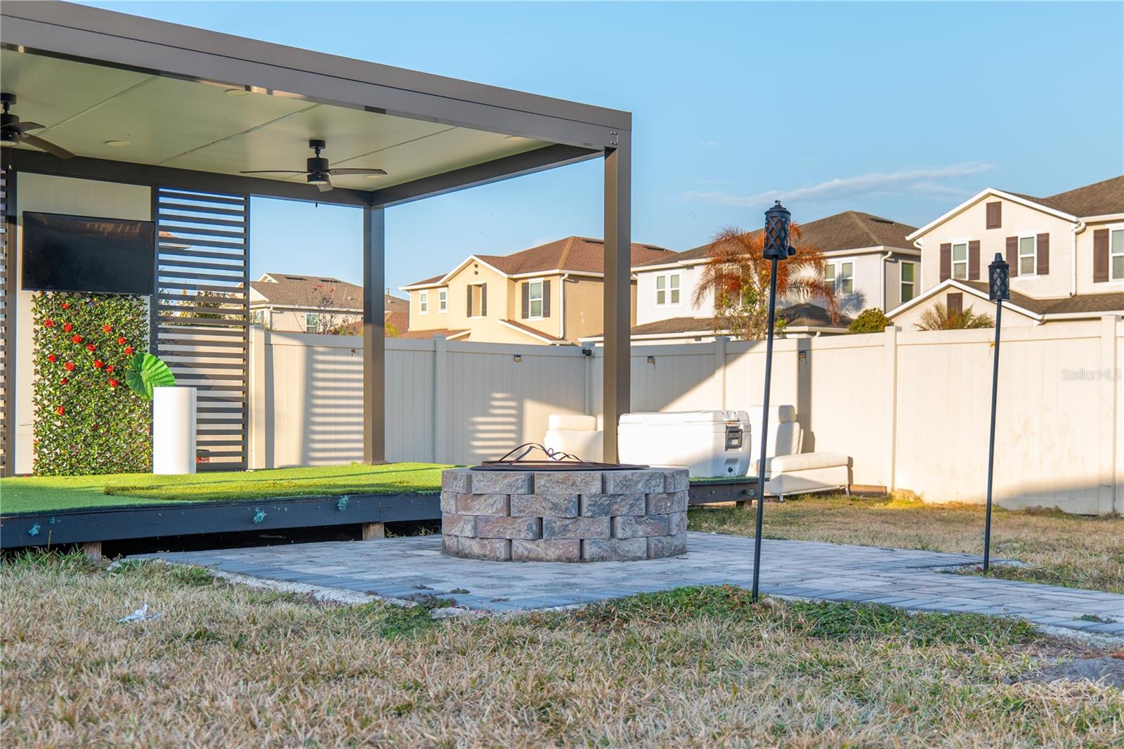 ENCLAVE/TAPESTRY PH 1 - Residential