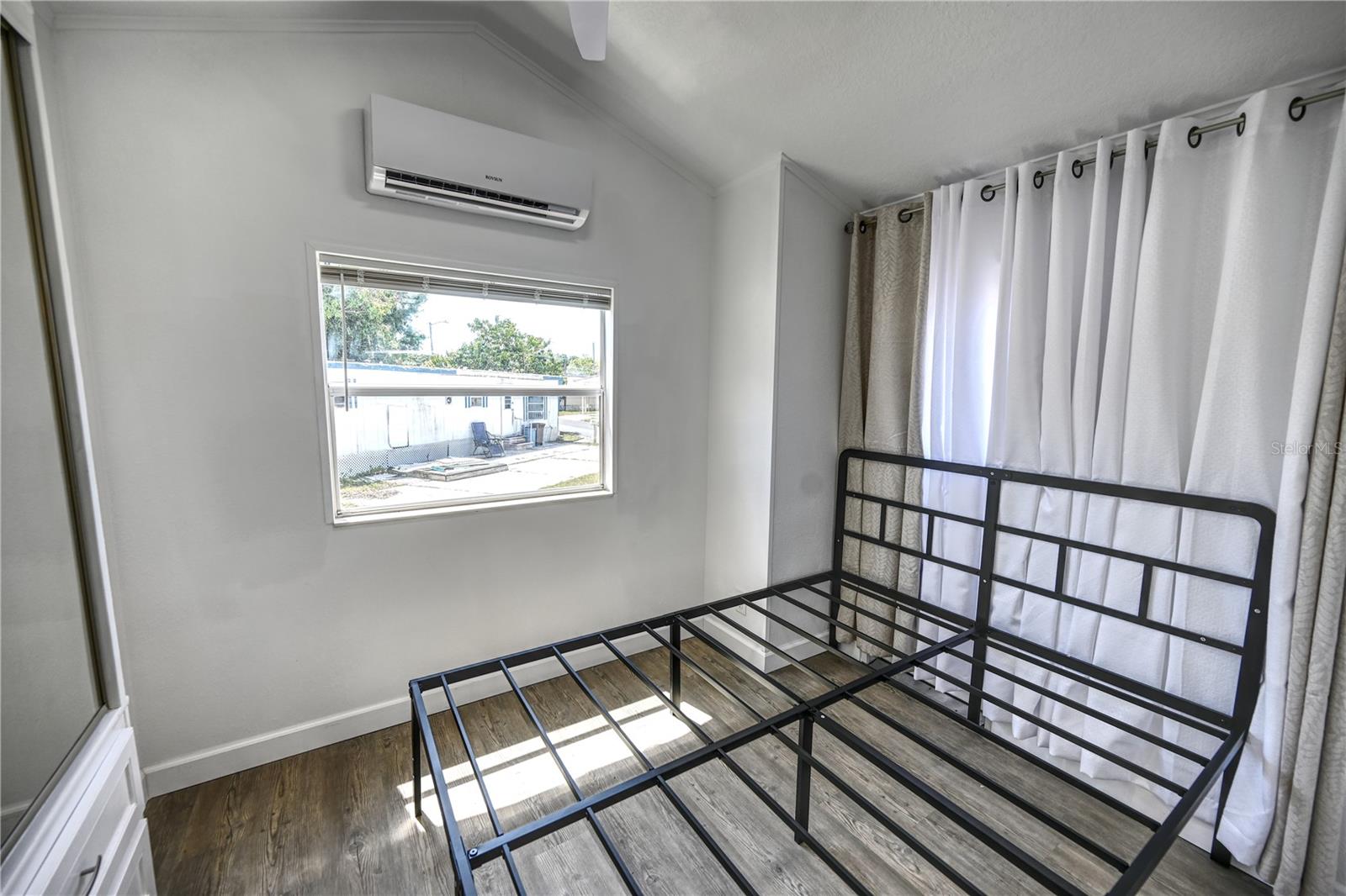 PARKRIDGE MOBILE MANOR UNREC - Residential