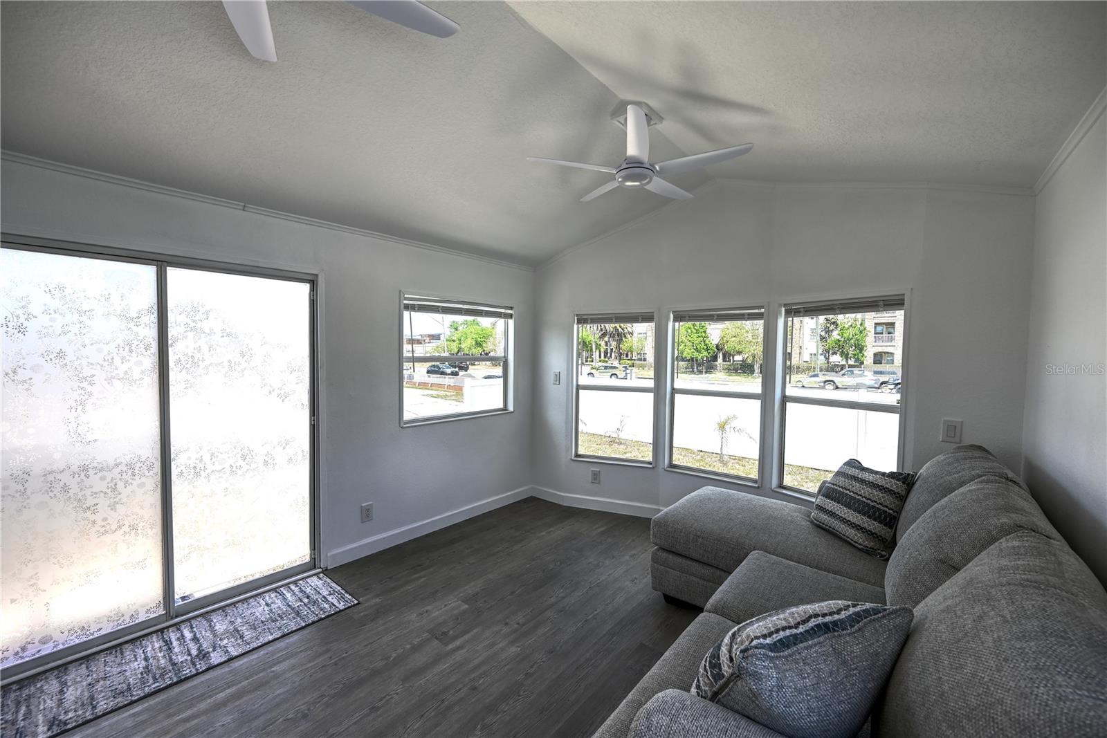 PARKRIDGE MOBILE MANOR UNREC - Residential