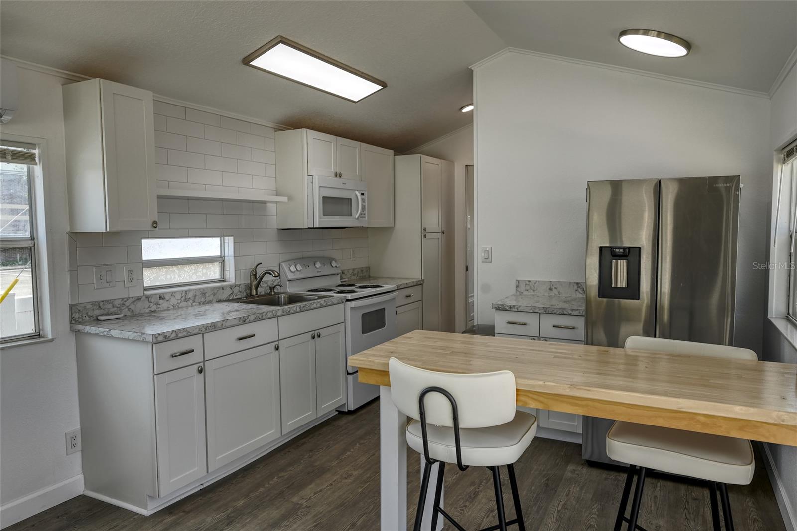 PARKRIDGE MOBILE MANOR UNREC - Residential