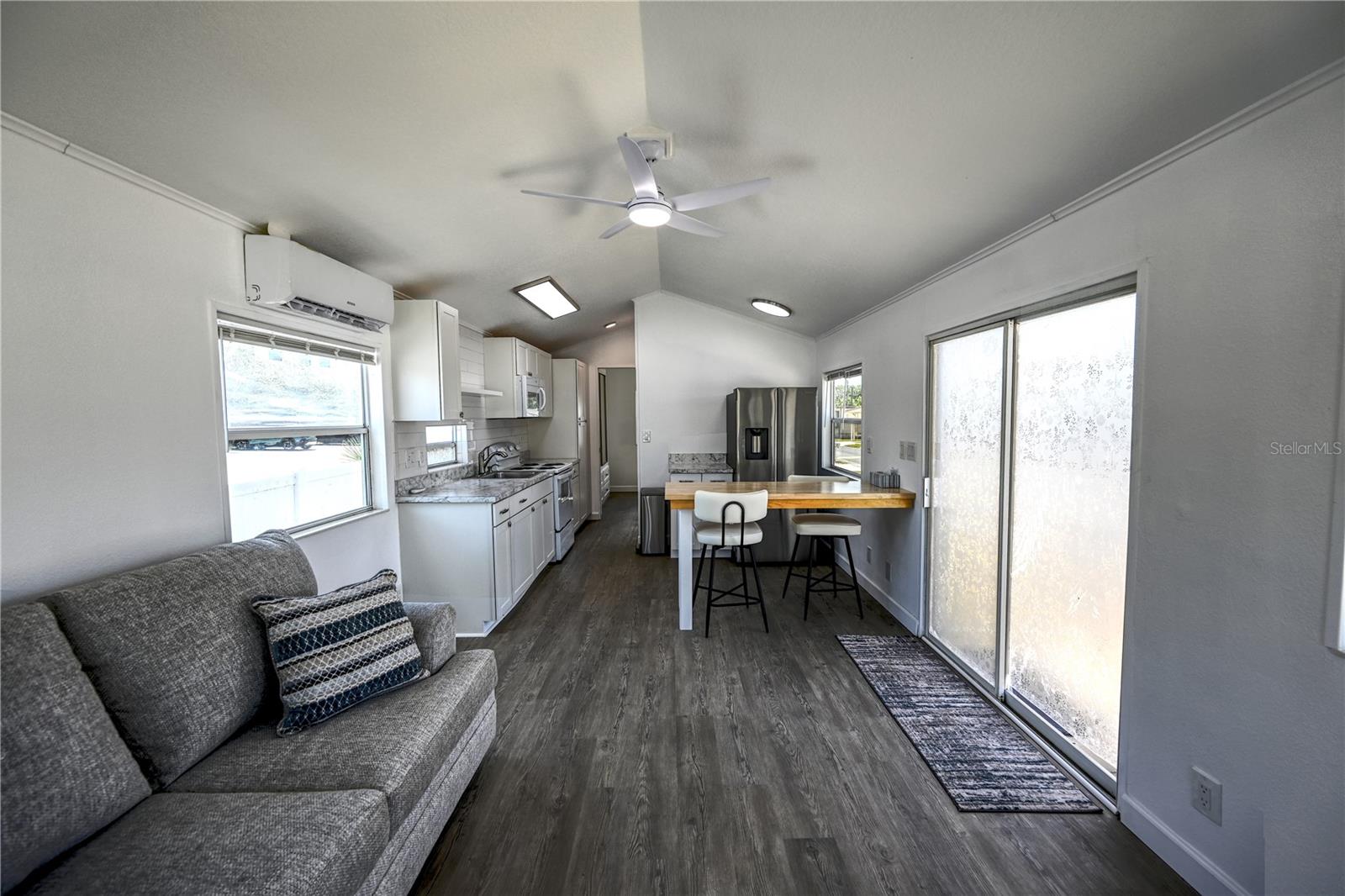 PARKRIDGE MOBILE MANOR UNREC - Residential