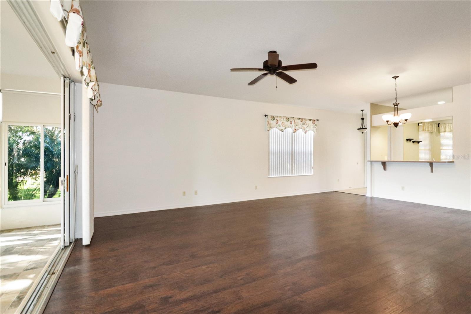 5107 AURORA DRIVE