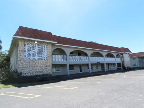6026 22ND AVENUE N 5 ST PETERSBURG FL 33710