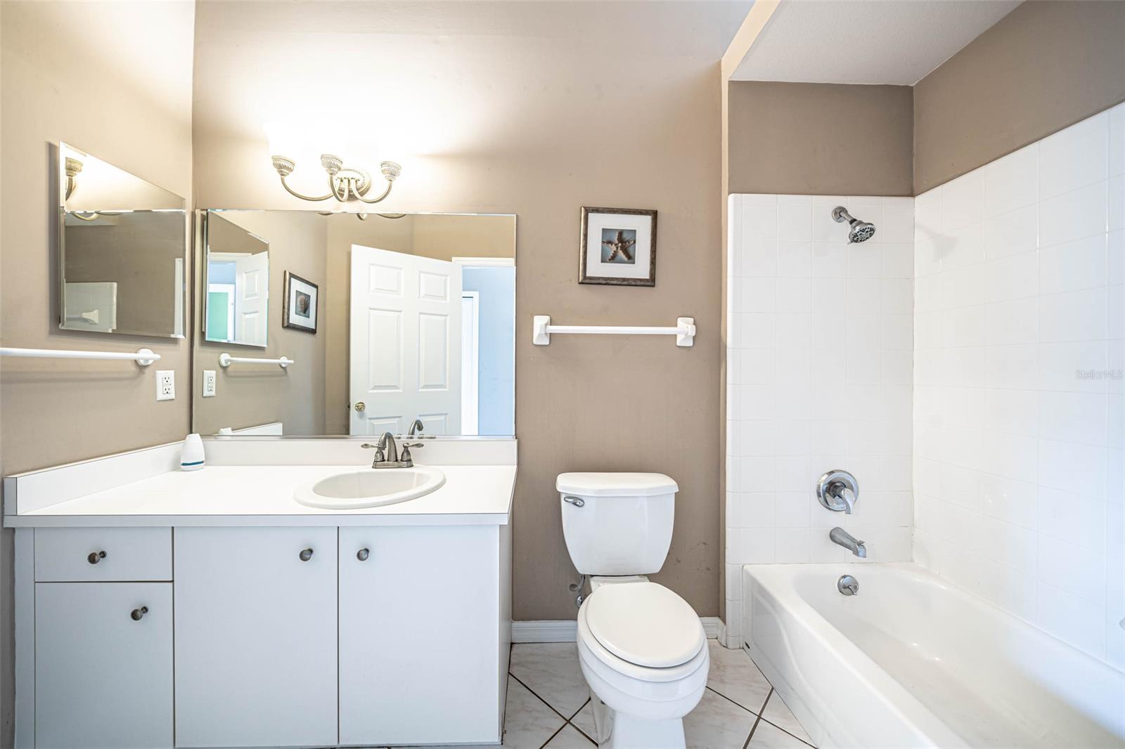 Waters Edge Ph 01 - Residential