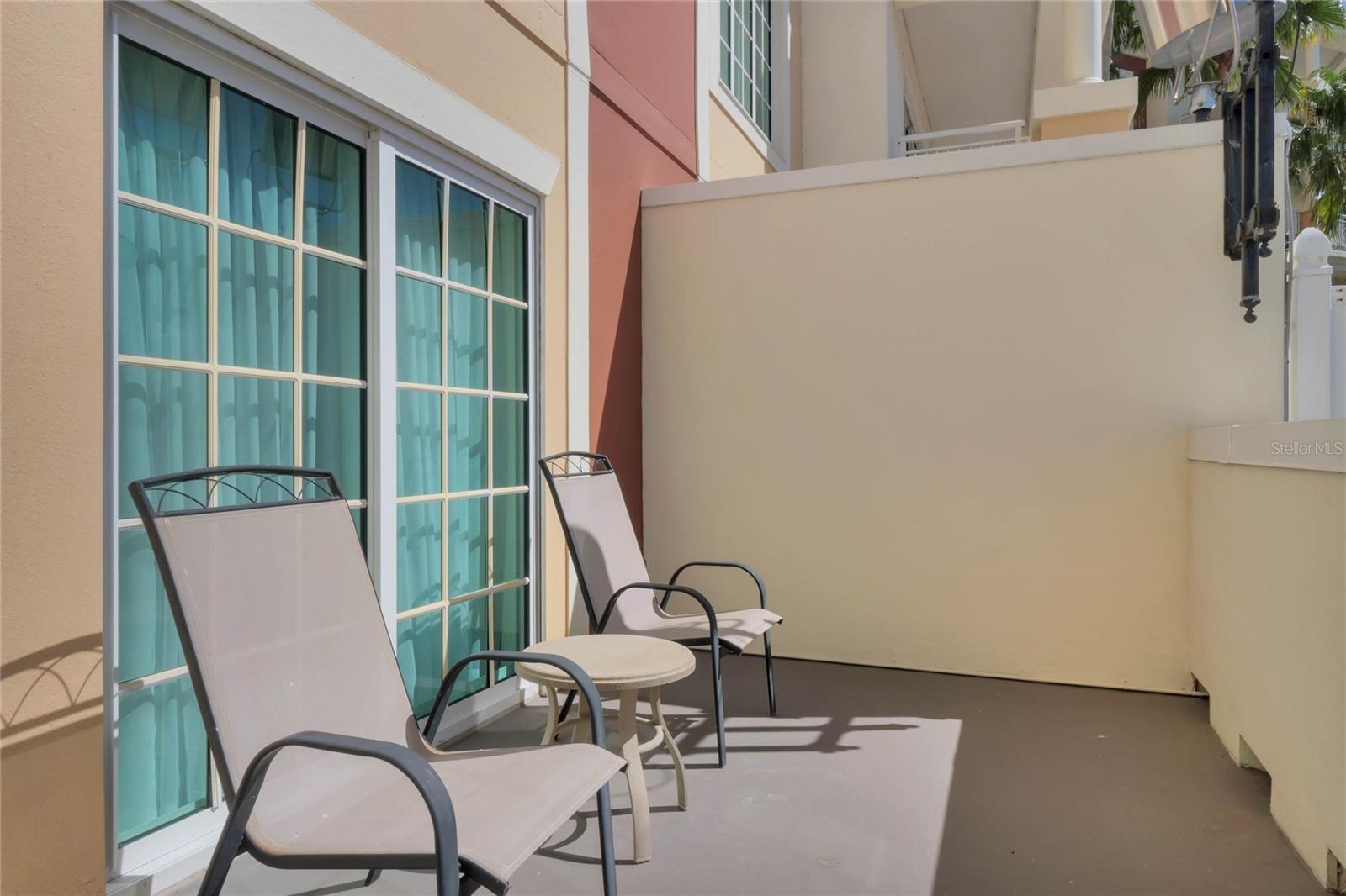 REUNION GRANDE CONDO - Residential