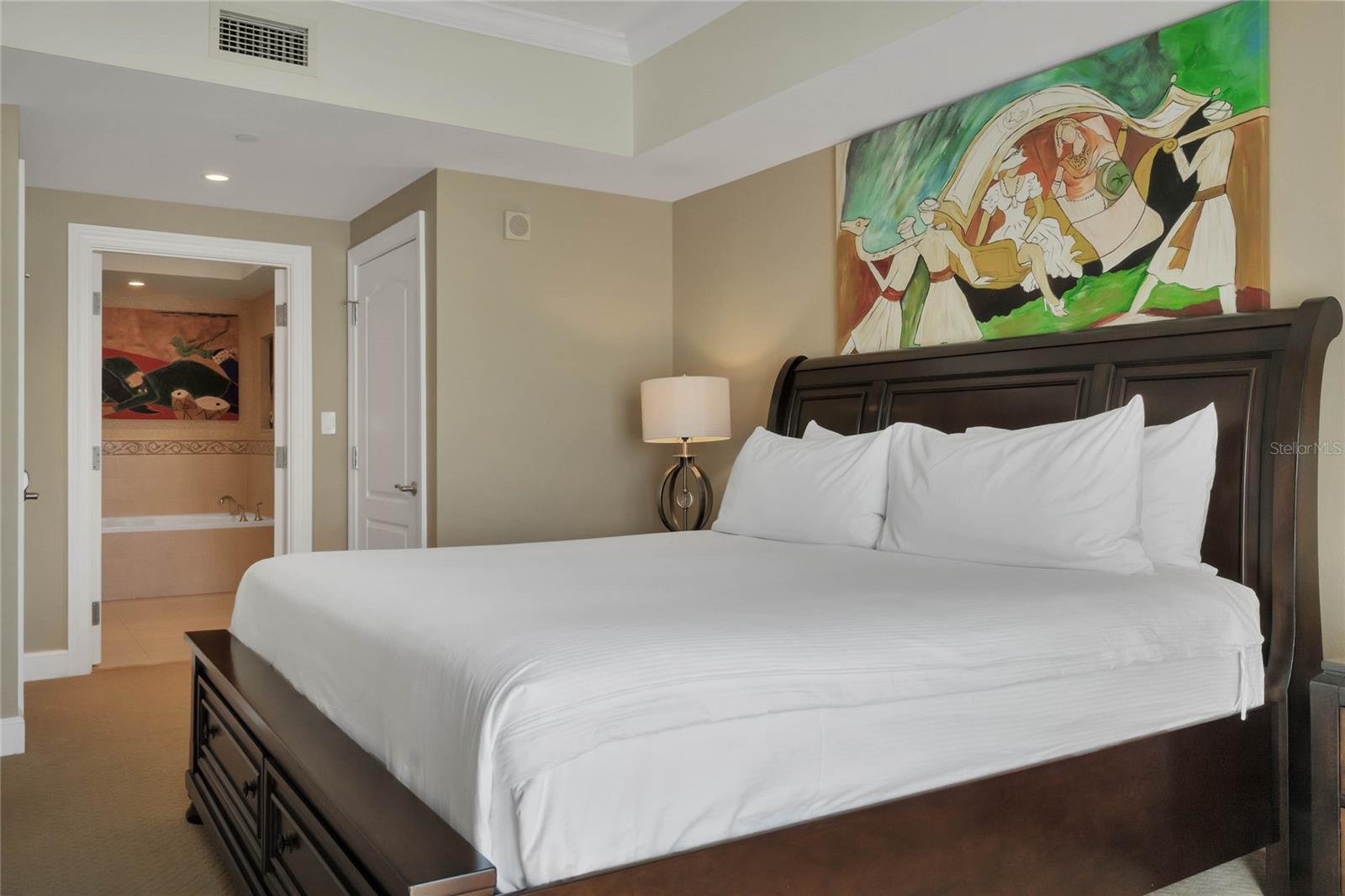 REUNION GRANDE CONDO - Residential