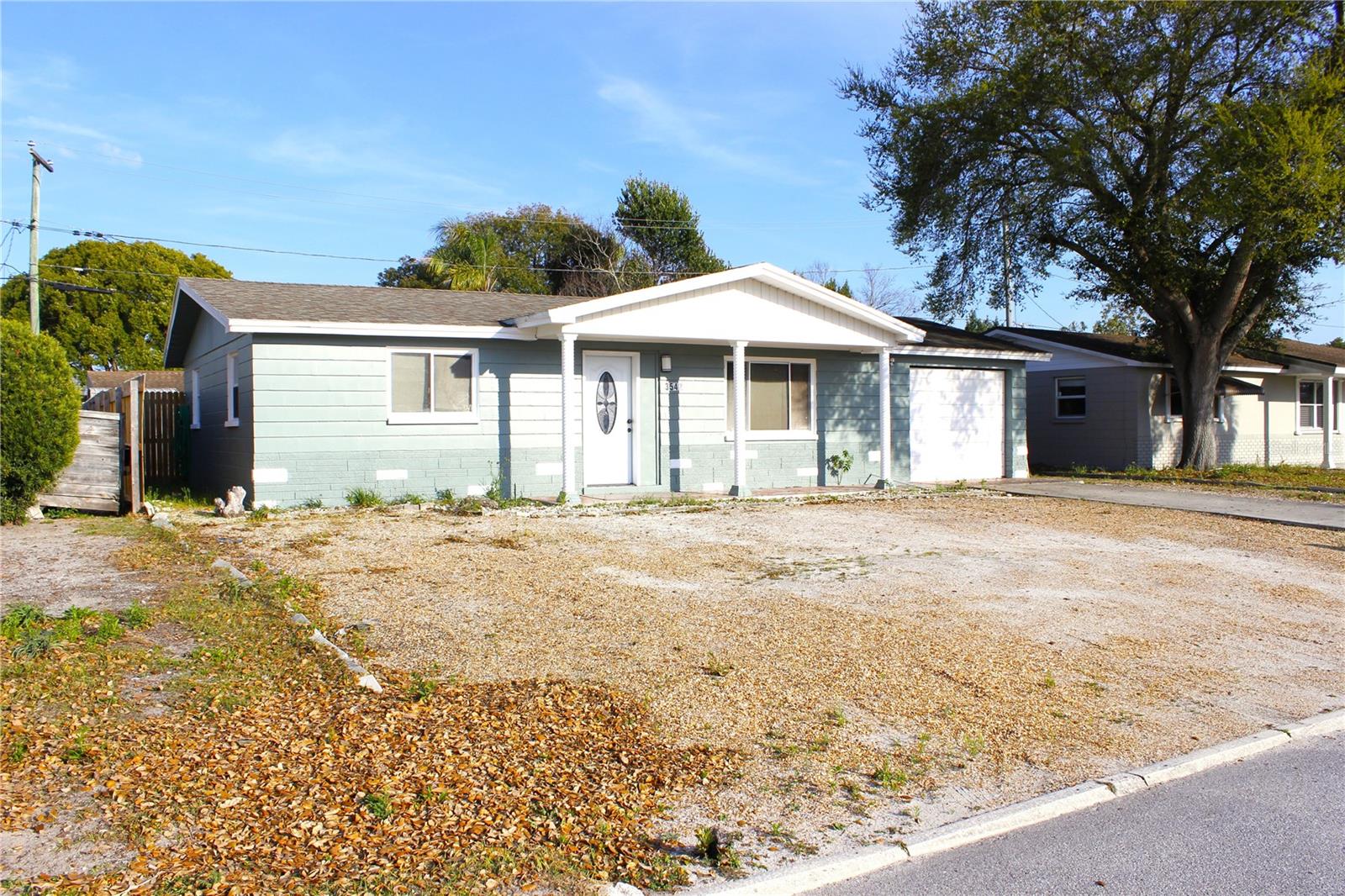 COLONIAL MANOR UNIT 1 PB 8 PG 12 LOT 29 OR 8743 PG - Residential