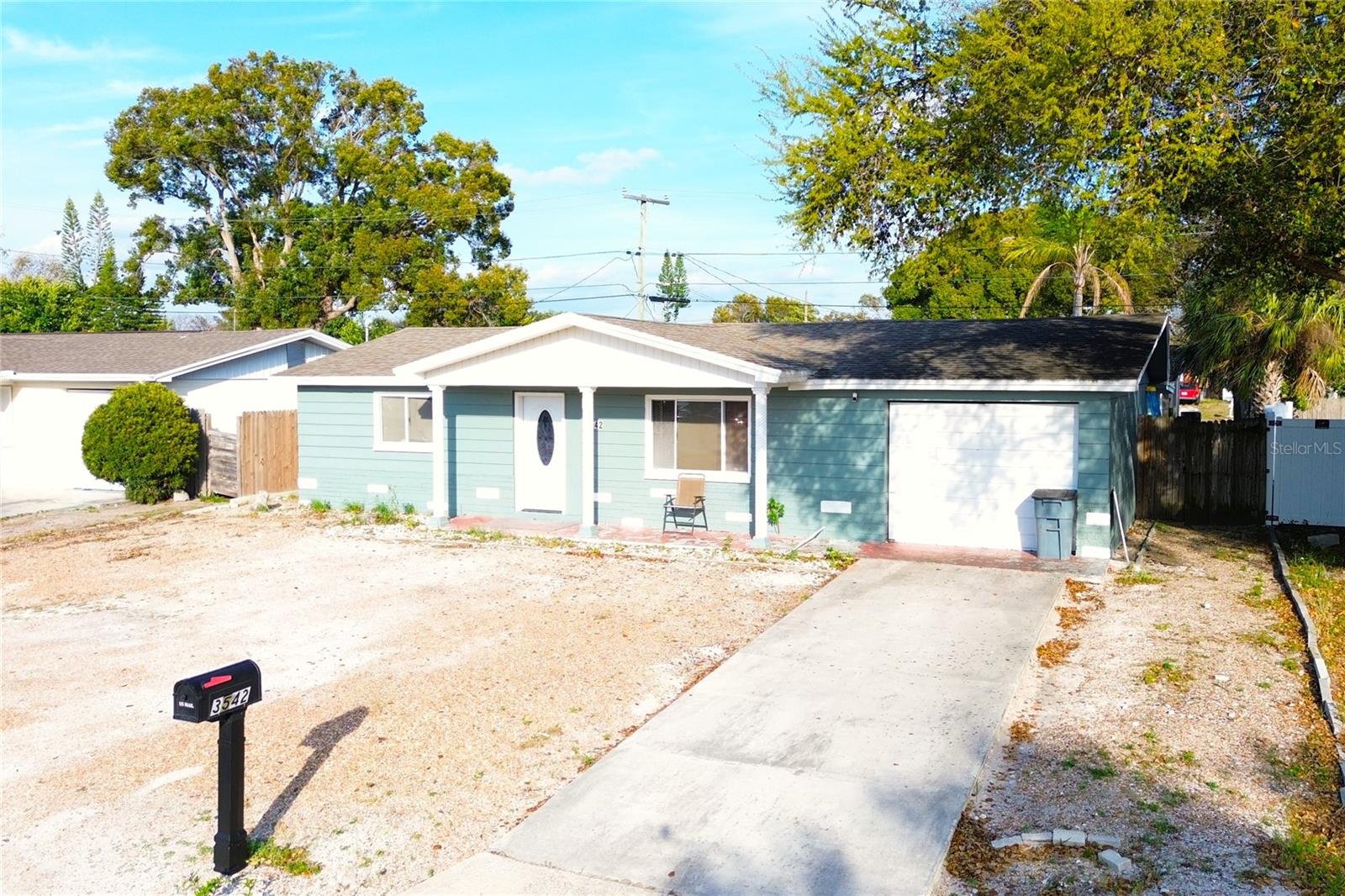 COLONIAL MANOR UNIT 1 PB 8 PG 12 LOT 29 OR 8743 PG - Residential