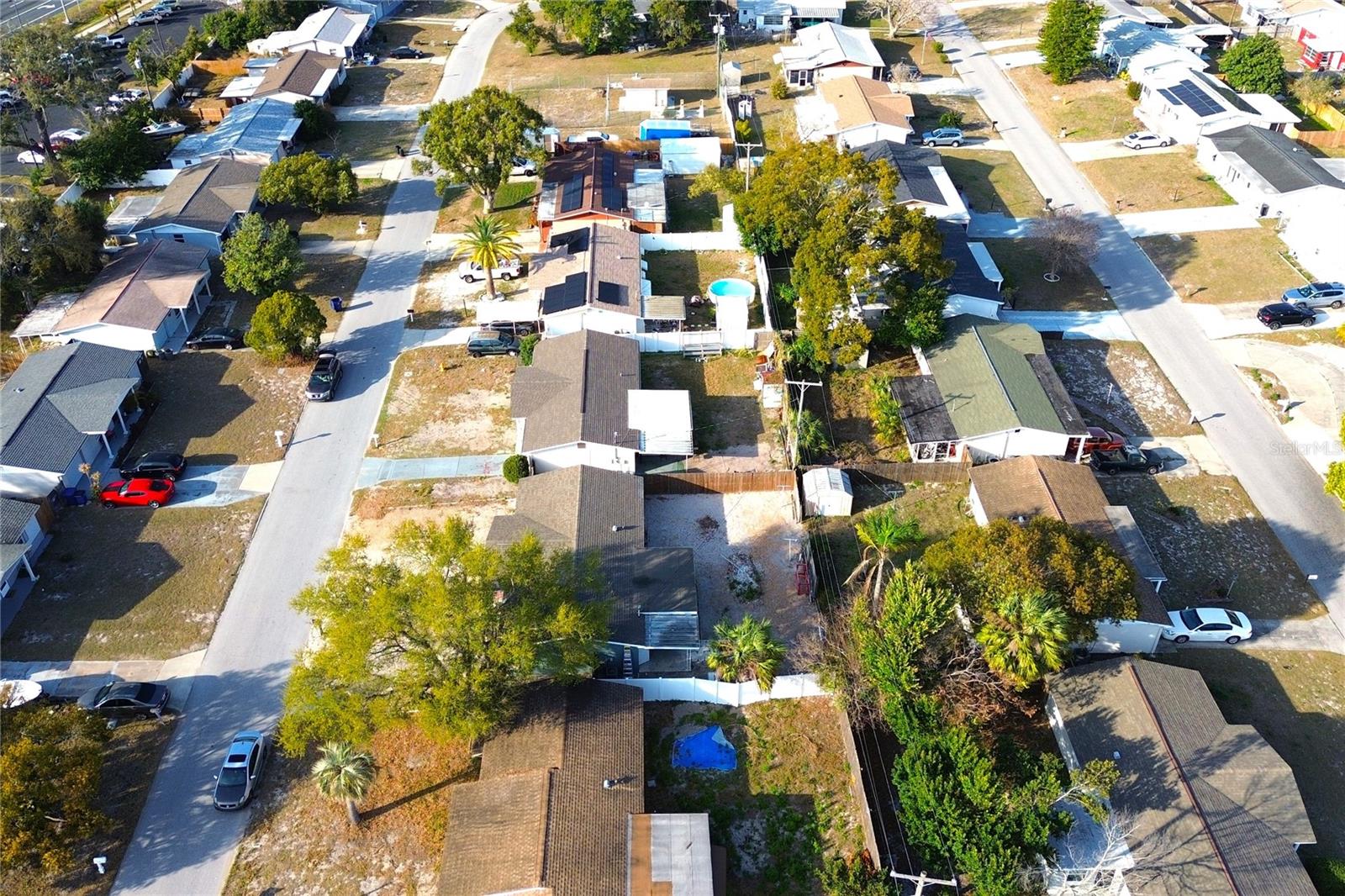 COLONIAL MANOR UNIT 1 PB 8 PG 12 LOT 29 OR 8743 PG - Residential