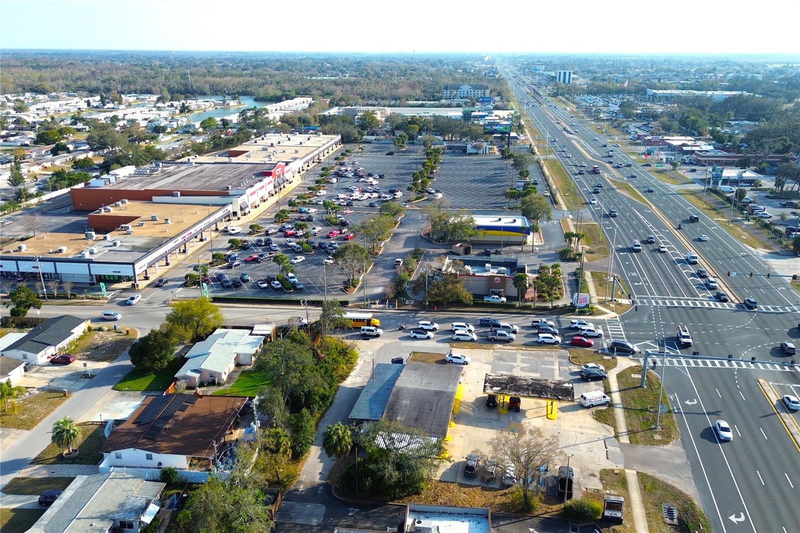 COLONIAL MANOR UNIT 1 PB 8 PG 12 LOT 29 OR 8743 PG - Residential