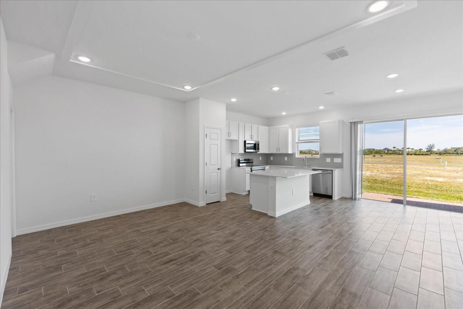LIBERTY STATION TOWNHOMES - Residential