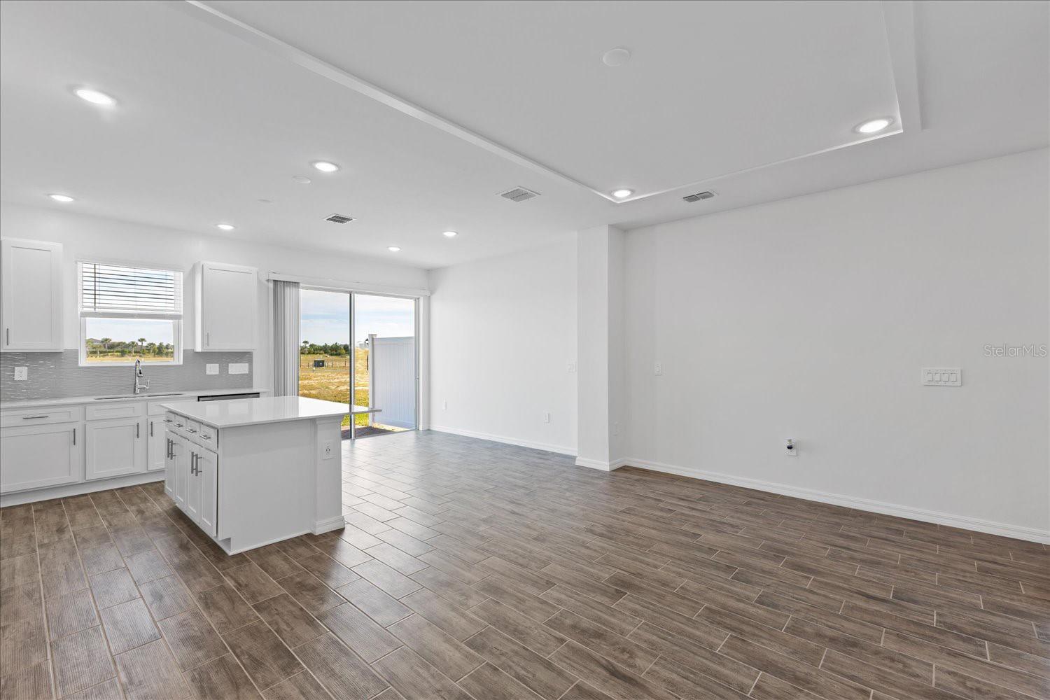 LIBERTY STATION TOWNHOMES - Residential