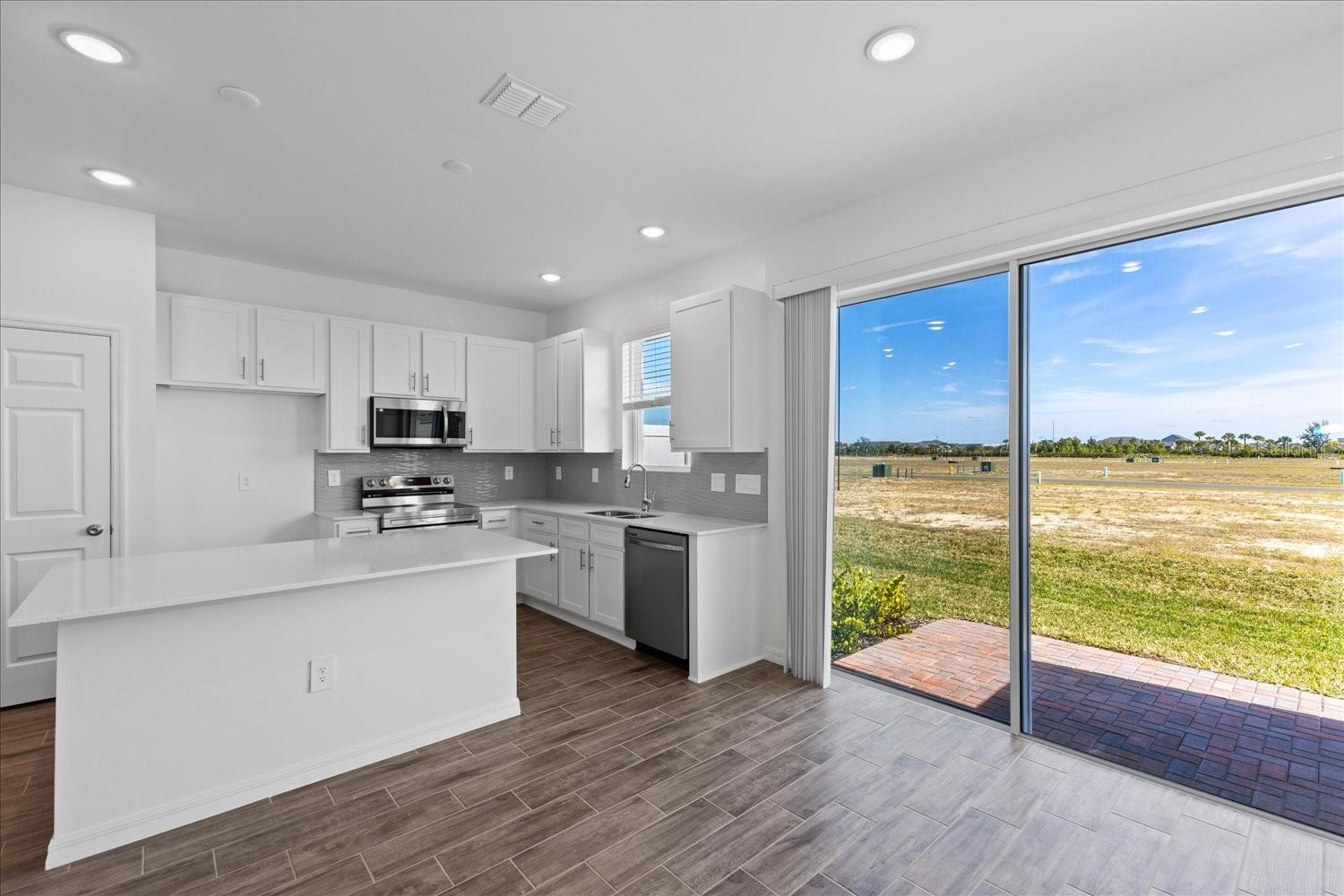 LIBERTY STATION TOWNHOMES - Residential