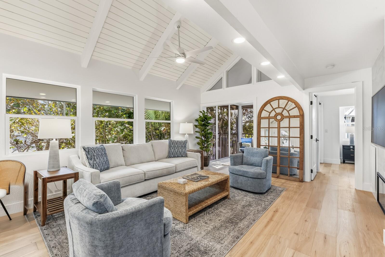 VILLAGE BOCA GRANDE CLUB - Residential